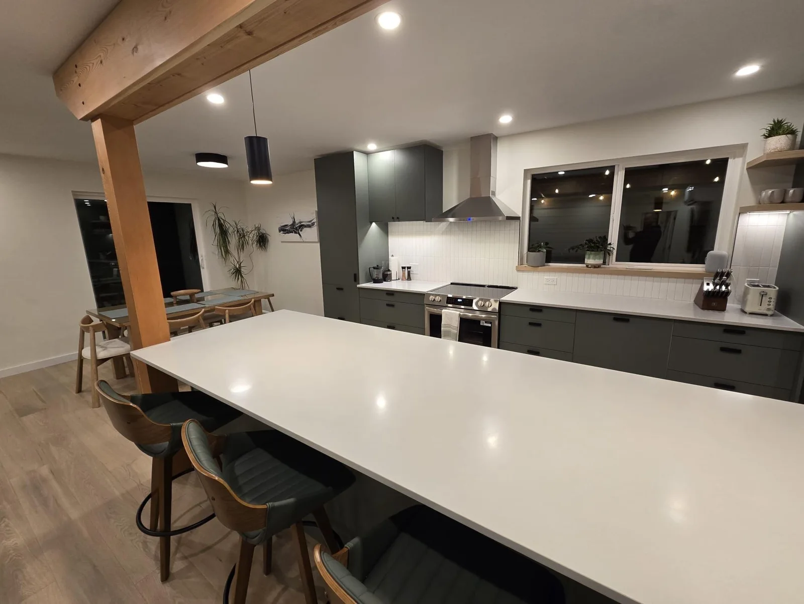 Full kitchen with a large island